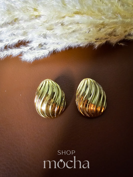 Aura Earrings